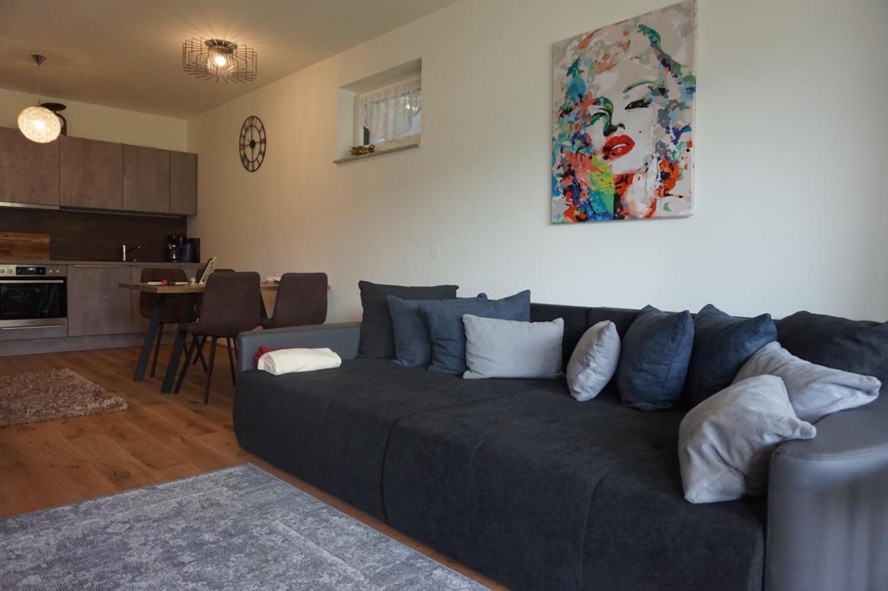 Ferienwohnung Karasek Deluxe Sattendorf Exterior foto